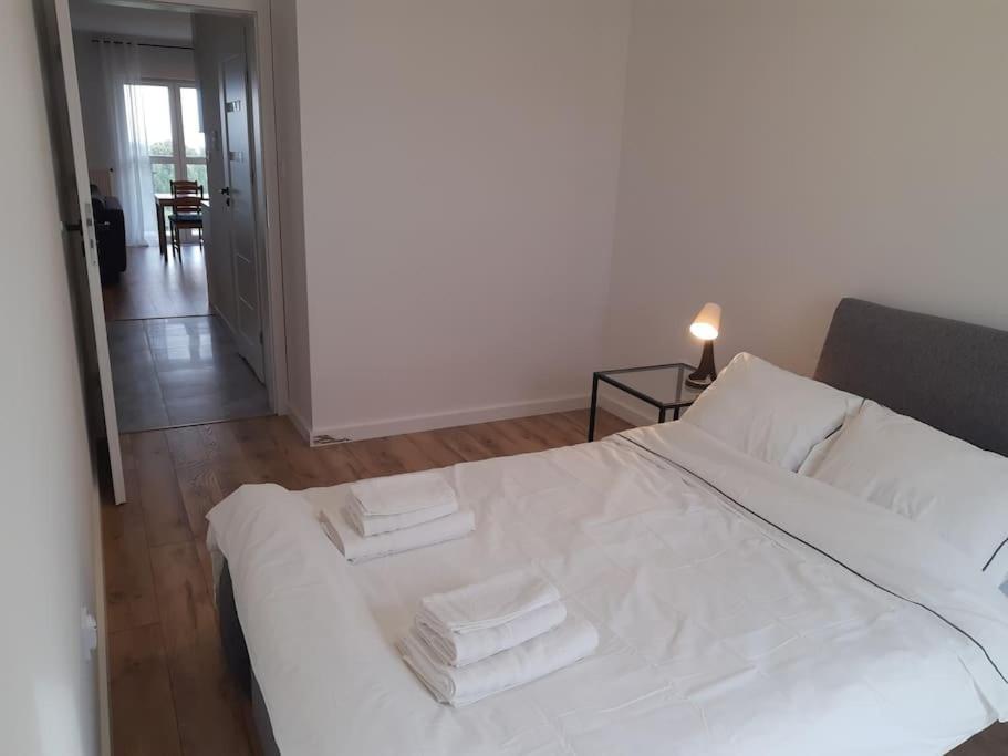 Nowy, przestronny apartament i bezpłatny parking Rzeszów Zewnętrze zdjęcie