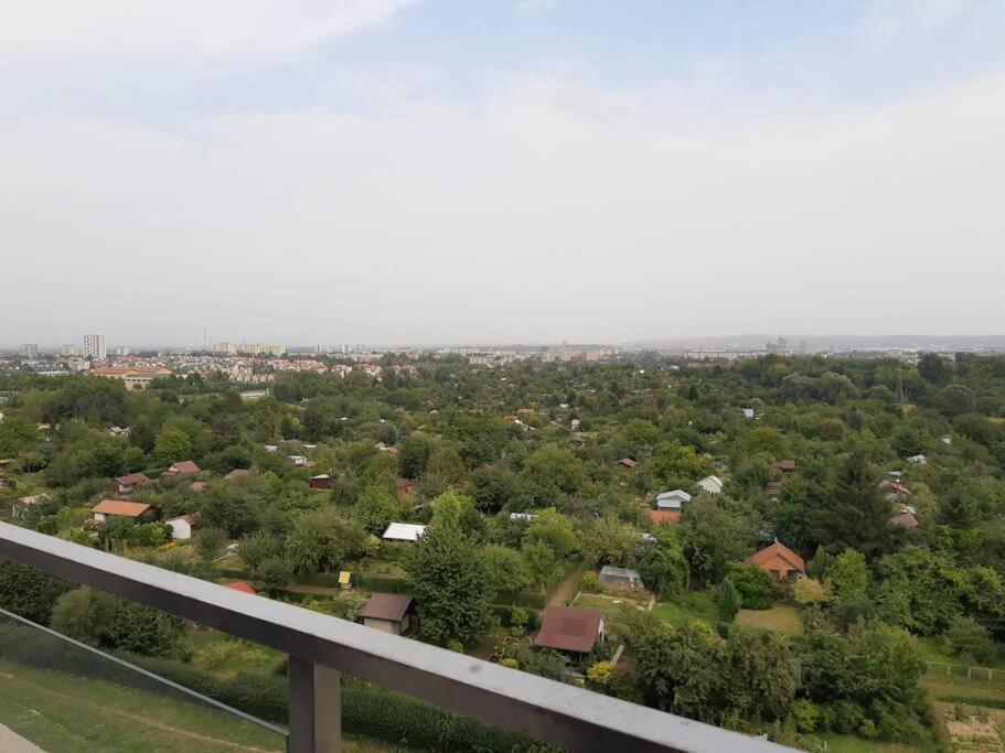 Nowy, przestronny apartament i bezpłatny parking Rzeszów Zewnętrze zdjęcie